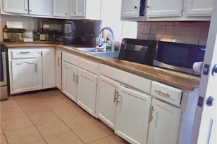 8903 Baring Cross, Los Angeles, CA 90044 - Photo 15