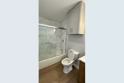 8903 Baring Cross, Los Angeles, CA 90044 - Photo 7
