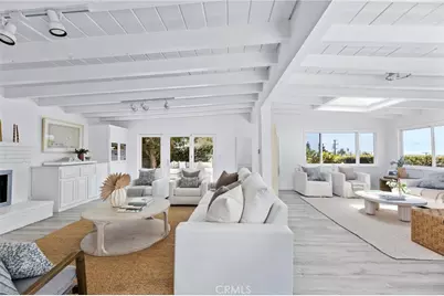 1136 8th Street, Hermosa Beach, CA 90254 - Photo 1