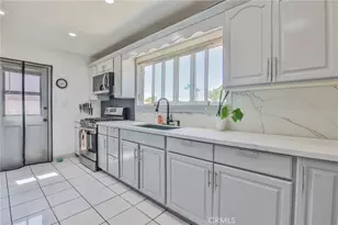 164 E 235th St, Carson, CA 90745 - Photo 29