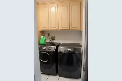 164 E 235th Street, Carson, CA 90745 - Photo 17