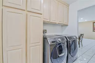 164 E 235th St, Carson, CA 90745 - Photo 19