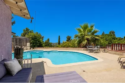 7129 Samoa Place, Tujunga, CA 91042 - Photo 15