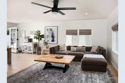 527 W Mariposa Avenue, El Segundo, CA 90245 - Photo 3