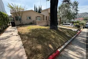 1824 Crestmont Ct, Glendale, CA 91208 - Photo 3