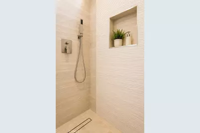 1026 Avenue A, Redondo Beach, CA 90277 - Photo 17