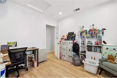2806 Cudahy Street, Huntington Park, CA 90255 - Photo 11