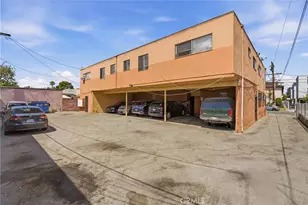 925 Larch, Inglewood, CA 90301 - Photo 9