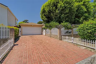 5445 Gentry, Valley Village, CA 91607 - Photo 1