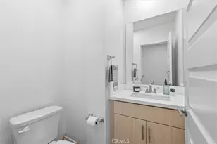 7655 Calvin Ln, Gardena, CA 90248 - Photo 9