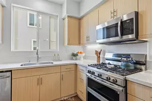 7655 Calvin Ln, Gardena, CA 90248 - Photo 17