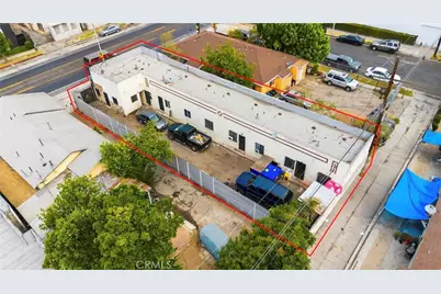 8706 Avalon, Los Angeles, CA 90003 - Photo 13
