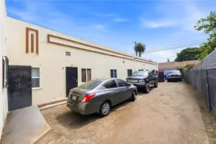 8706 Avalon, Los Angeles, CA 90003 - Photo 11