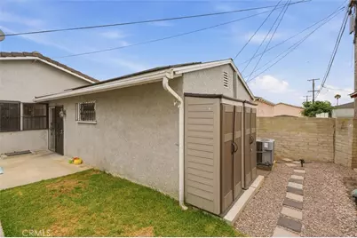 1658 W 110th Place, Los Angeles, CA 90047 - Photo 31