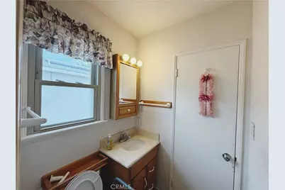 13318 Grider Ave, Hawthorne, CA 90250 - Photo 9