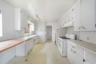 7459 McConnell Ave, Los Angeles, CA 90045 - Photo 11