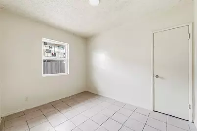 9027 Compton Avenue, Los Angeles, CA 90002 - Photo 11