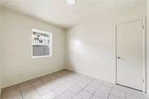 9027 Compton Ave, Los Angeles, CA 90002 - Photo 11