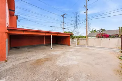 9027 Compton Avenue, Los Angeles, CA 90002 - Photo 7