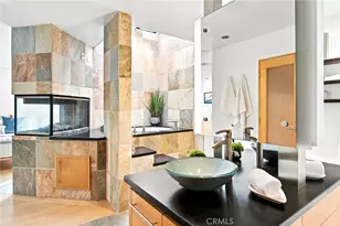 28 Sea Colony Dr, Santa Monica, CA 90405 - Photo 15