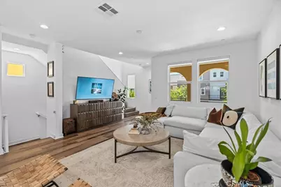 634 Daniel Freemann Cir, Inglewood, CA 90301 - Photo 13