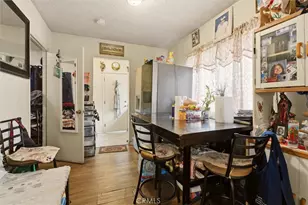 725 E 40th Pl, Los Angeles, CA 90011 - Photo 25