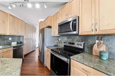 320 Paseo De La Playa #E, Redondo Beach, CA 90277 - Photo 15