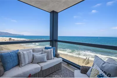 575 Esplanade #207, Redondo Beach, CA 90277 - Photo 1