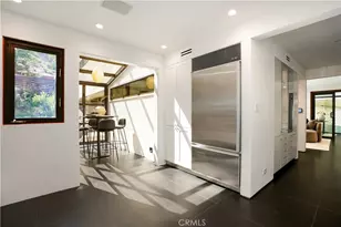 10443 Corfu Ln, Los Angeles, CA 90077 - Photo 9