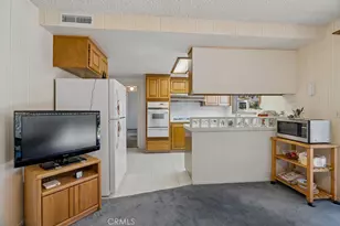 2102 W 236th Pl, Torrance, CA 90501 - Photo 9