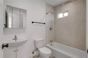 522 W 82nd St, Los Angeles, CA 90044 - Photo 21