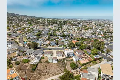 2723 S Averill, San Pedro, CA 90731 - Photo 41
