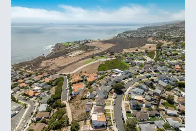 2723 S Averill, San Pedro, CA 90731 - Photo 47