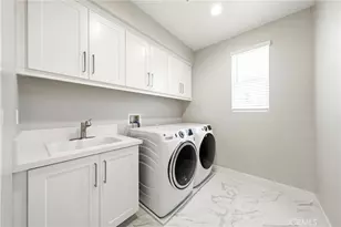 27558 S Edgemont Dr, San Pedro, CA 90732 - Photo 21