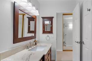 9214 Summertime Ln, Culver City, CA 90230 - Photo 23