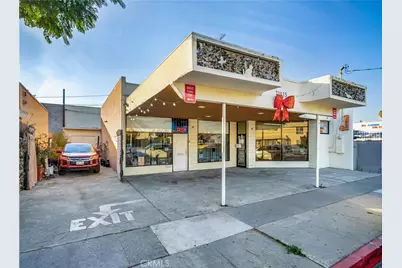 11915 S Inglewood, Hawthorne, CA 90250 - Photo 5