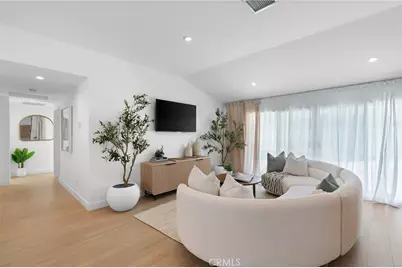 8591 Greenleaf Avenue, Buena Park, CA 90620 - Photo 11