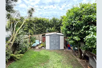107 N Pacific Coast Highway, Redondo Beach, CA 90277 - Photo 9