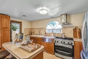 19603 Enslow, Carson, CA 90746 - Photo 5