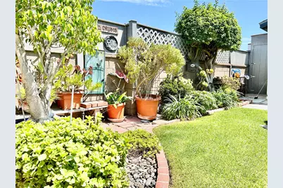 21310 Ladeene Avenue, Torrance, CA 90503 - Photo 23