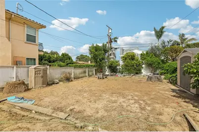647 S Irena Avenue, Redondo Beach, CA 90277 - Photo 9