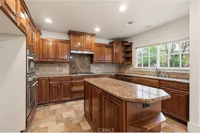 239 Mira Mar Avenue, Long Beach, CA 90803 - Photo 13