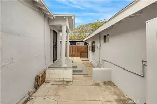 506 S Kern Ave, Los Angeles, CA 90022 - Photo 27