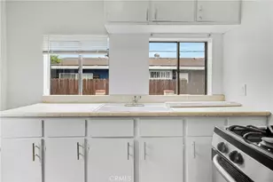 506 S Kern Ave, Los Angeles, CA 90022 - Photo 17