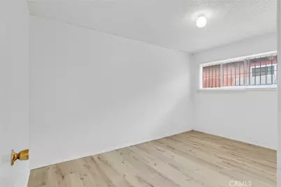 506 S Kern Avenue, Los Angeles, CA 90022 - Photo 9