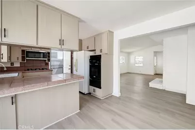 23320 Anza, Torrance, CA 90505 - Photo 9