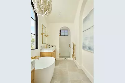 409 Bayview Drive, Manhattan Beach, CA 90266 - Photo 27