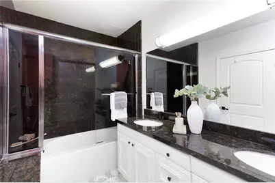 3750 Santa Rosalia Drive #207, Los Angeles, CA 90008 - Photo 13