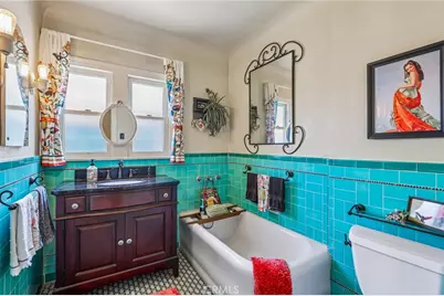 3721 Falcon Avenue, Long Beach, CA 90807 - Photo 15