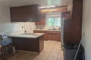 12621 S Hoover, Los Angeles, CA 90044 - Photo 3